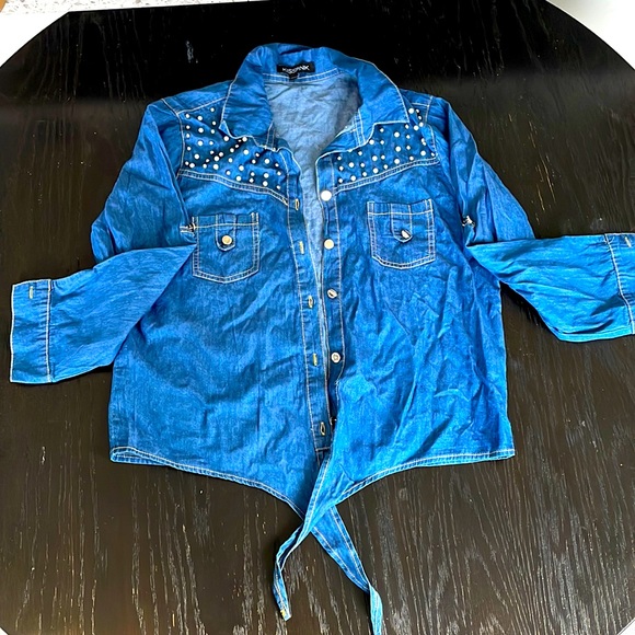 Button up Jean shirt with tie front - Picture 1 of 5